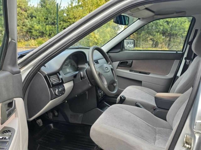 Серый ВАЗ 2170 Priora, объемом двигателя 1.6 л и пробегом 125 тыс. км за 1799 $, фото 10 на Automoto.ua