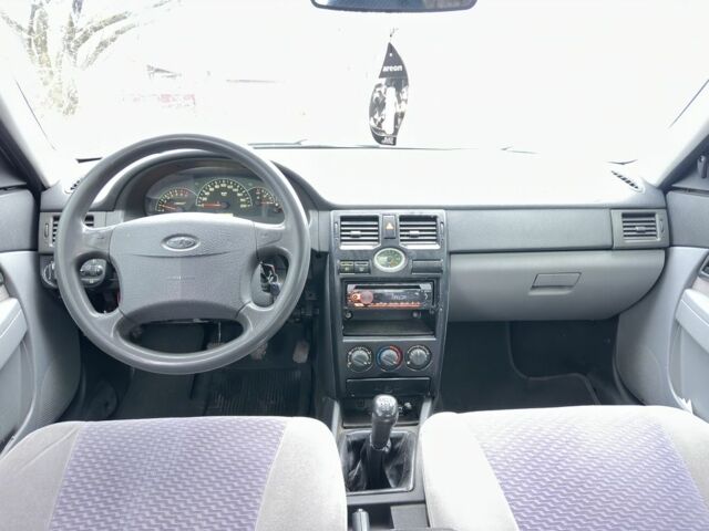 Серый ВАЗ 2170 Priora, объемом двигателя 1.6 л и пробегом 200 тыс. км за 2500 $, фото 10 на Automoto.ua