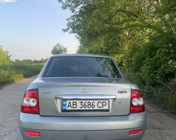 Серый ВАЗ 2170 Priora, объемом двигателя 1.6 л и пробегом 239 тыс. км за 2900 $, фото 3 на Automoto.ua