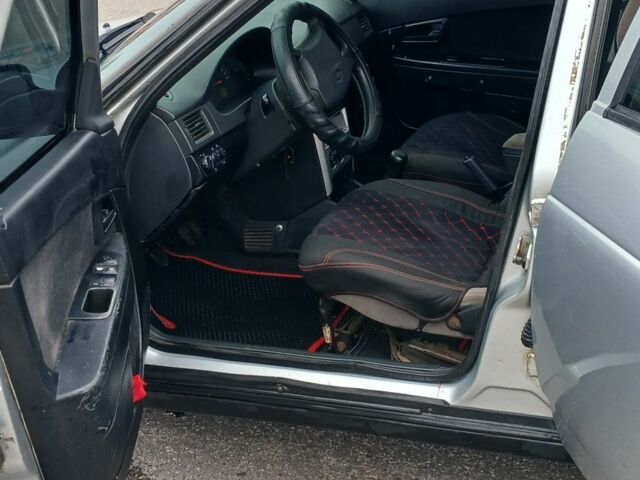 Серый ВАЗ 2170 Priora, объемом двигателя 1.6 л и пробегом 164 тыс. км за 2900 $, фото 7 на Automoto.ua