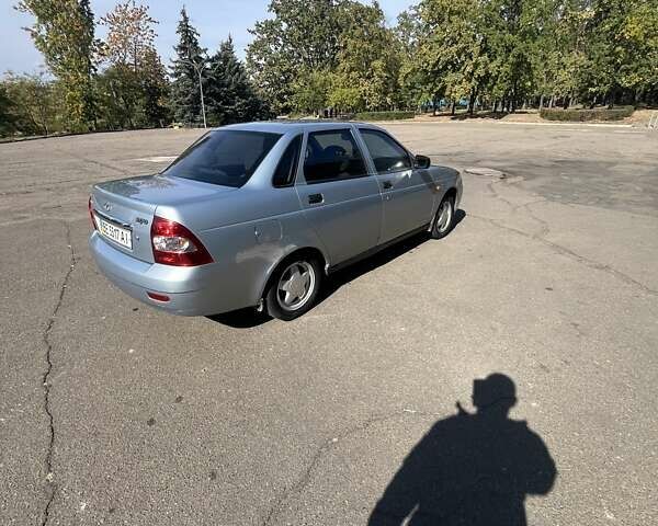 Серый ВАЗ 2170 Priora, объемом двигателя 1.6 л и пробегом 35 тыс. км за 3000 $, фото 2 на Automoto.ua