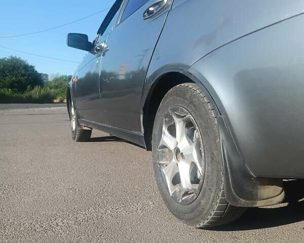 Сірий ВАЗ 2170 Priora, об'ємом двигуна 1.6 л та пробігом 192 тис. км за 2600 $, фото 2 на Automoto.ua