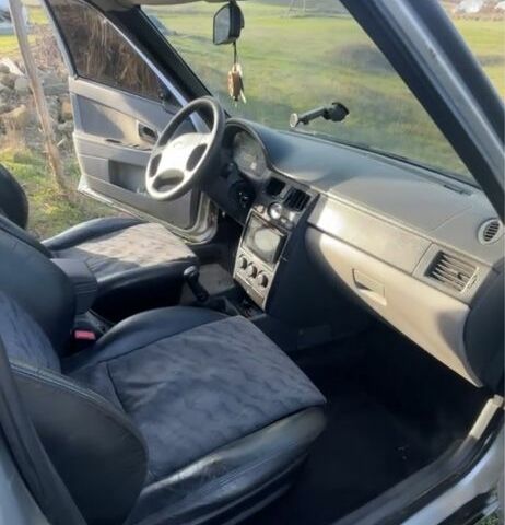 Серый ВАЗ 2170 Priora, объемом двигателя 0 л и пробегом 3 тыс. км за 1900 $, фото 5 на Automoto.ua