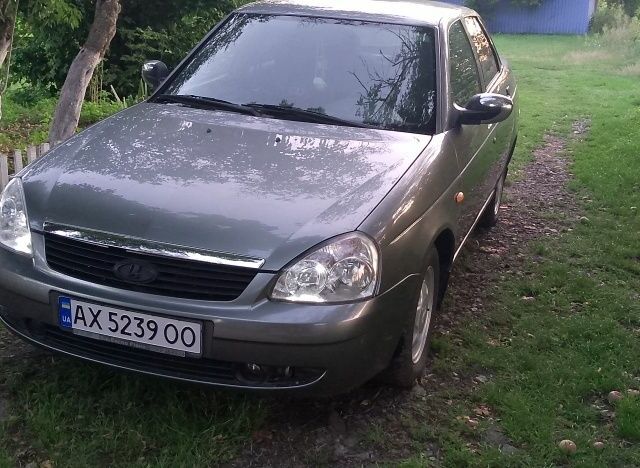 Серый ВАЗ 2170 Priora, объемом двигателя 1.6 л и пробегом 122 тыс. км за 2900 $, фото 4 на Automoto.ua