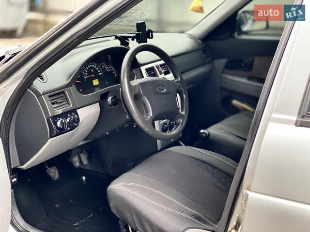 Серый ВАЗ 2170 Priora, объемом двигателя 1.6 л и пробегом 229 тыс. км за 1750 $, фото 32 на Automoto.ua