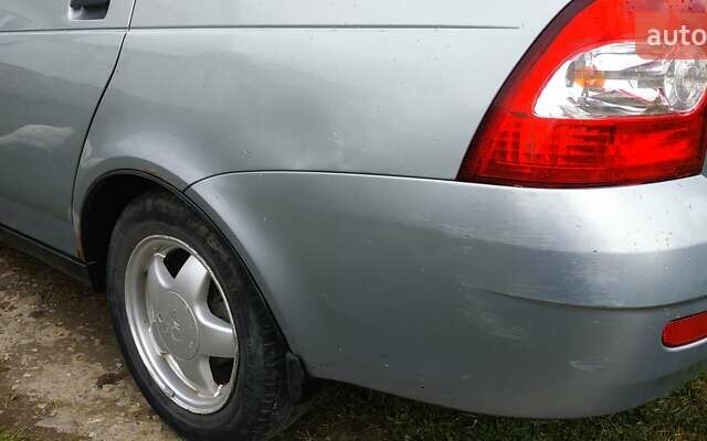 Серый ВАЗ 2170 Priora, объемом двигателя 1.6 л и пробегом 172 тыс. км за 2500 $, фото 5 на Automoto.ua