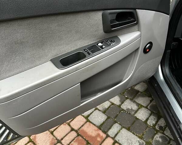 Серый ВАЗ 2170 Priora, объемом двигателя 1.6 л и пробегом 250 тыс. км за 2150 $, фото 22 на Automoto.ua