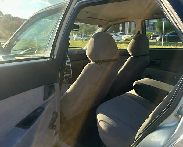 Серый ВАЗ 2170 Priora, объемом двигателя 1.6 л и пробегом 222 тыс. км за 2100 $, фото 12 на Automoto.ua