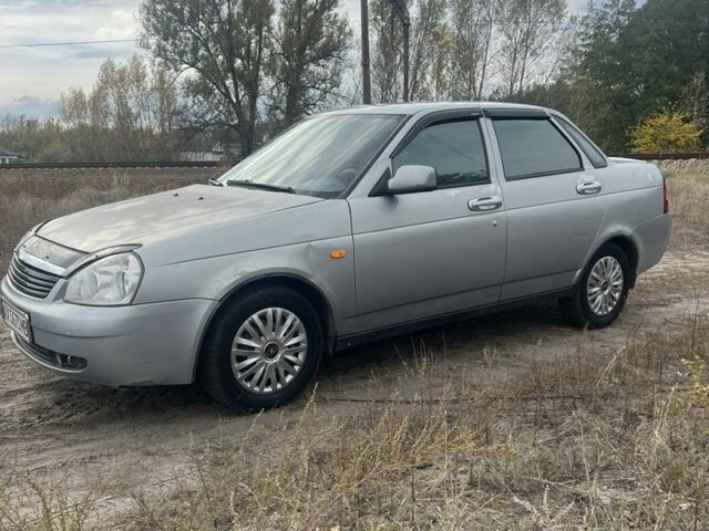 Сірий ВАЗ 2170 Priora, об'ємом двигуна 1.6 л та пробігом 210 тис. км за 1550 $, фото 1 на Automoto.ua