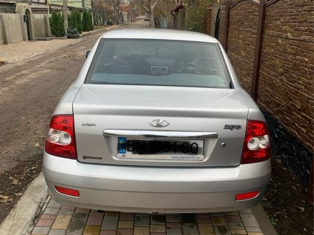 Серый ВАЗ 2170 Priora, объемом двигателя 0 л и пробегом 200 тыс. км за 2000 $, фото 2 на Automoto.ua