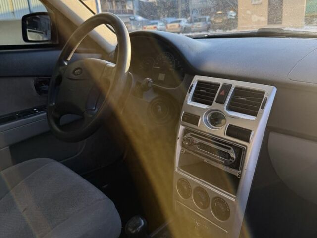 Серый ВАЗ 2170 Priora, объемом двигателя 1.6 л и пробегом 176 тыс. км за 1950 $, фото 18 на Automoto.ua