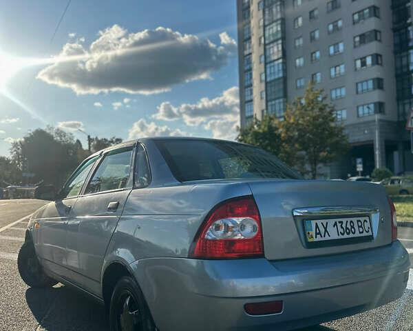 Серый ВАЗ 2170 Priora, объемом двигателя 1.6 л и пробегом 222 тыс. км за 2100 $, фото 5 на Automoto.ua