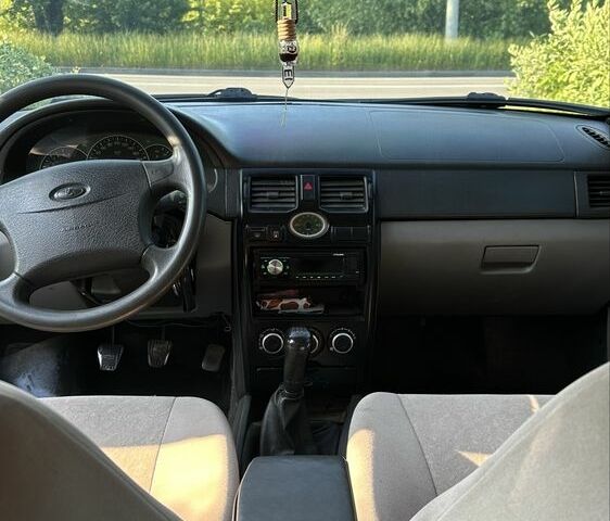 Сірий ВАЗ 2170 Priora, об'ємом двигуна 1.6 л та пробігом 220 тис. км за 2350 $, фото 6 на Automoto.ua