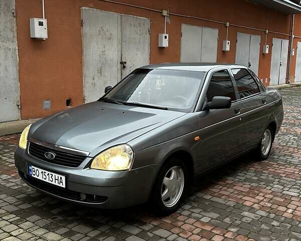 Серый ВАЗ 2170 Priora, объемом двигателя 1.6 л и пробегом 250 тыс. км за 2150 $, фото 3 на Automoto.ua