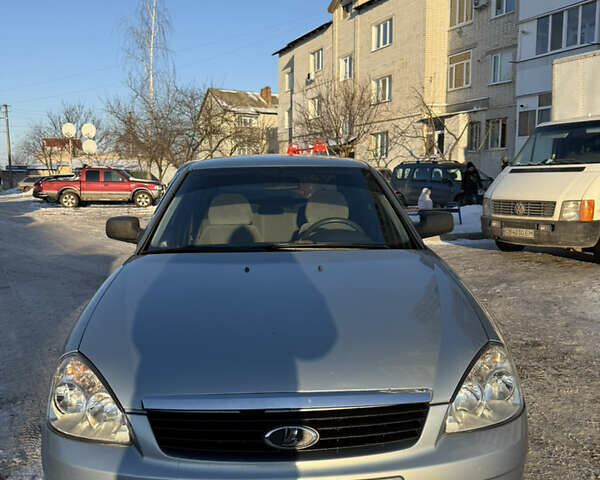 Сірий ВАЗ 2170 Priora, об'ємом двигуна 1.6 л та пробігом 176 тис. км за 1950 $, фото 2 на Automoto.ua