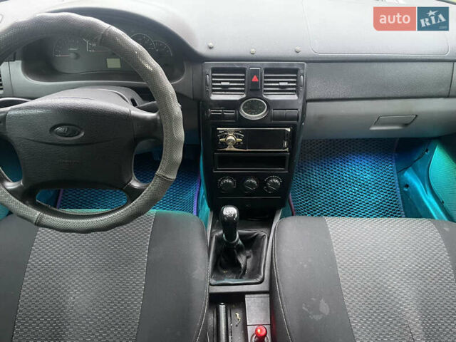 Серый ВАЗ 2170 Priora, объемом двигателя 1.6 л и пробегом 619 тыс. км за 1500 $, фото 7 на Automoto.ua