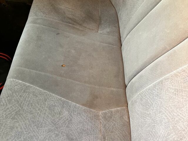 Сірий ВАЗ 2170 Priora, об'ємом двигуна 1.6 л та пробігом 157 тис. км за 1200 $, фото 6 на Automoto.ua