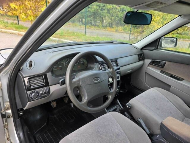 Серый ВАЗ 2170 Priora, объемом двигателя 1.6 л и пробегом 125 тыс. км за 1799 $, фото 12 на Automoto.ua