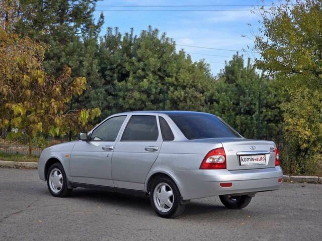 Серый ВАЗ 2170 Priora, объемом двигателя 1.6 л и пробегом 125 тыс. км за 1799 $, фото 5 на Automoto.ua