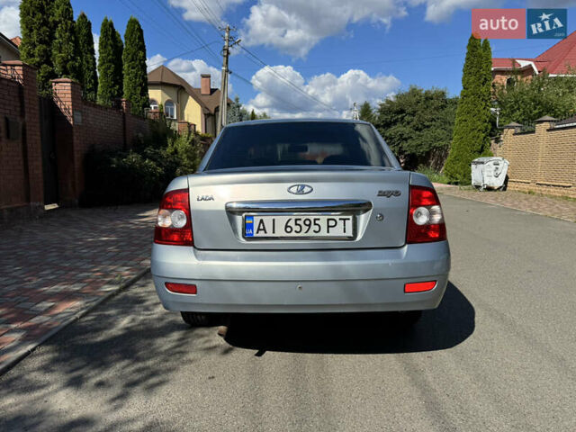 Серый ВАЗ 2170 Priora, объемом двигателя 1.6 л и пробегом 251 тыс. км за 2300 $, фото 3 на Automoto.ua