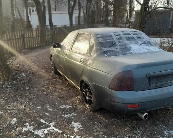 Серый ВАЗ 2170 Priora, объемом двигателя 1.6 л и пробегом 200 тыс. км за 2000 $, фото 7 на Automoto.ua