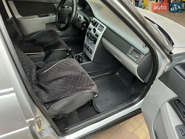 Сірий ВАЗ 2170 Priora, об'ємом двигуна 1.6 л та пробігом 142 тис. км за 3500 $, фото 17 на Automoto.ua