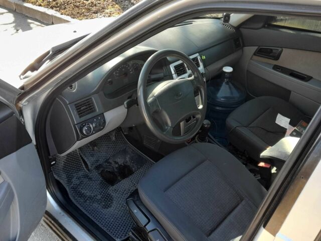 Сірий ВАЗ 2170 Priora, об'ємом двигуна 1.6 л та пробігом 320 тис. км за 2400 $, фото 3 на Automoto.ua