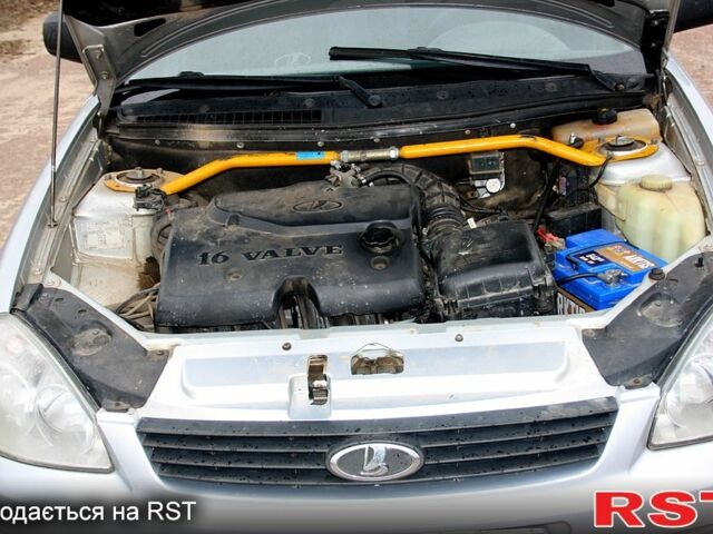 Сірий ВАЗ 2170 Priora, об'ємом двигуна 1.6 л та пробігом 168 тис. км за 2100 $, фото 7 на Automoto.ua