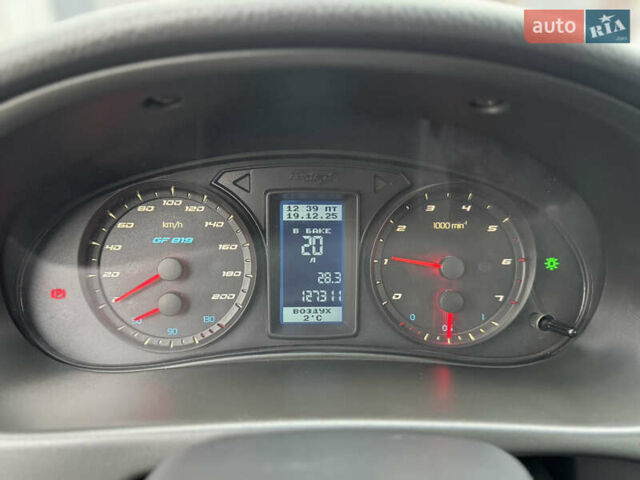 Сірий ВАЗ 2170 Priora, об'ємом двигуна 1.6 л та пробігом 127 тис. км за 3500 $, фото 6 на Automoto.ua