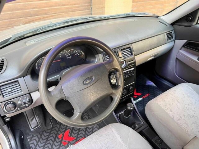 Сірий ВАЗ 2170 Priora, об'ємом двигуна 1.6 л та пробігом 212 тис. км за 3699 $, фото 18 на Automoto.ua