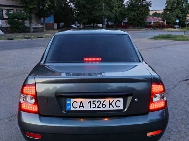 Серый ВАЗ 2170 Priora, объемом двигателя 1.6 л и пробегом 170 тыс. км за 2750 $, фото 3 на Automoto.ua
