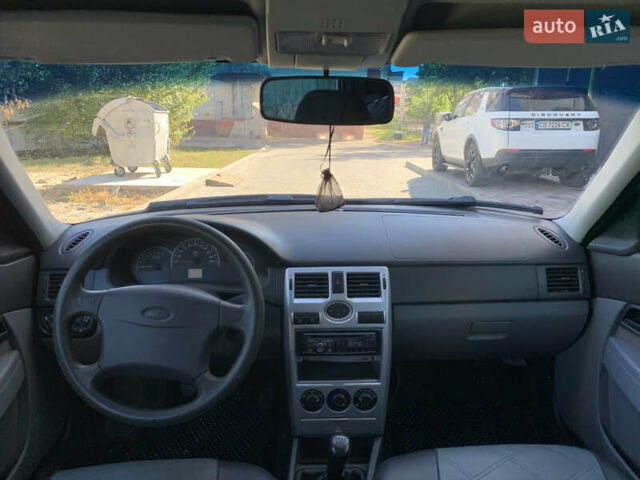 Сірий ВАЗ 2170 Priora, об'ємом двигуна 1.6 л та пробігом 190 тис. км за 1699 $, фото 12 на Automoto.ua