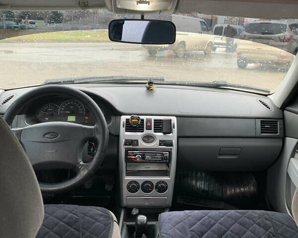 Сірий ВАЗ 2170 Priora, об'ємом двигуна 1.6 л та пробігом 137 тис. км за 3000 $, фото 11 на Automoto.ua