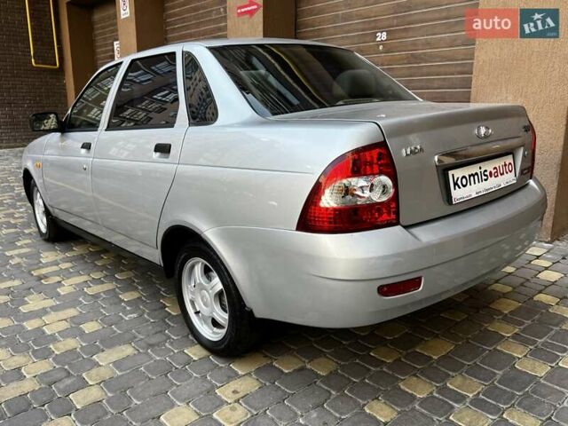 Серый ВАЗ 2170 Priora, объемом двигателя 1.6 л и пробегом 212 тыс. км за 3699 $, фото 19 на Automoto.ua