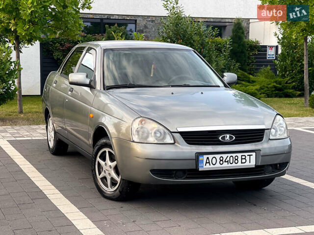 Сірий ВАЗ 2170 Priora, об'ємом двигуна 1.6 л та пробігом 210 тис. км за 2400 $, фото 1 на Automoto.ua
