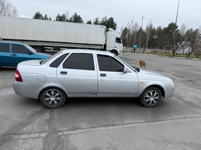 Серый ВАЗ 2170 Priora, объемом двигателя 1.6 л и пробегом 250 тыс. км за 1300 $, фото 8 на Automoto.ua