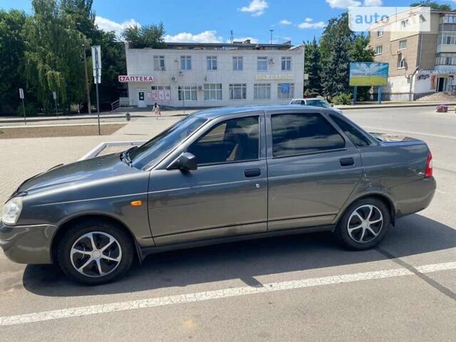 Серый ВАЗ 2170 Priora, объемом двигателя 1.6 л и пробегом 250 тыс. км за 2500 $, фото 4 на Automoto.ua