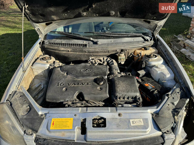 Серый ВАЗ 2170 Priora, объемом двигателя 1.6 л и пробегом 230 тыс. км за 1100 $, фото 7 на Automoto.ua