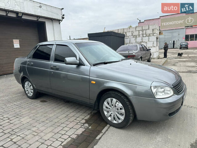 Серый ВАЗ 2170 Priora, объемом двигателя 1.6 л и пробегом 163 тыс. км за 2700 $, фото 25 на Automoto.ua