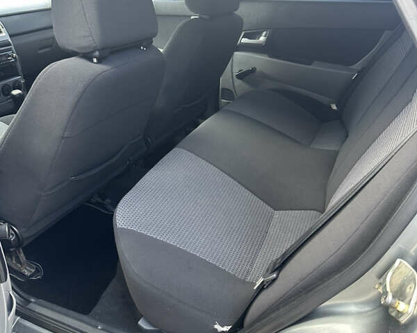 Сірий ВАЗ 2170 Priora, об'ємом двигуна 1.6 л та пробігом 55 тис. км за 4000 $, фото 9 на Automoto.ua