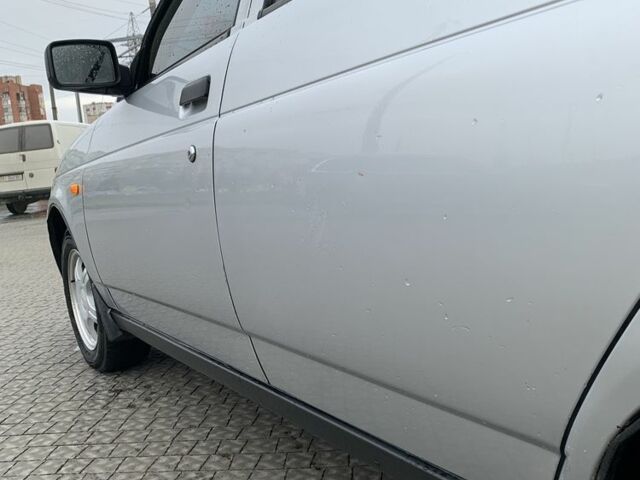 Сірий ВАЗ 2170 Priora, об'ємом двигуна 1.6 л та пробігом 137 тис. км за 3000 $, фото 9 на Automoto.ua