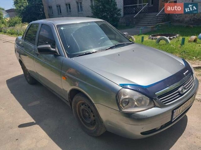 Серый ВАЗ 2170 Priora, объемом двигателя 1.6 л и пробегом 82 тыс. км за 1600 $, фото 1 на Automoto.ua