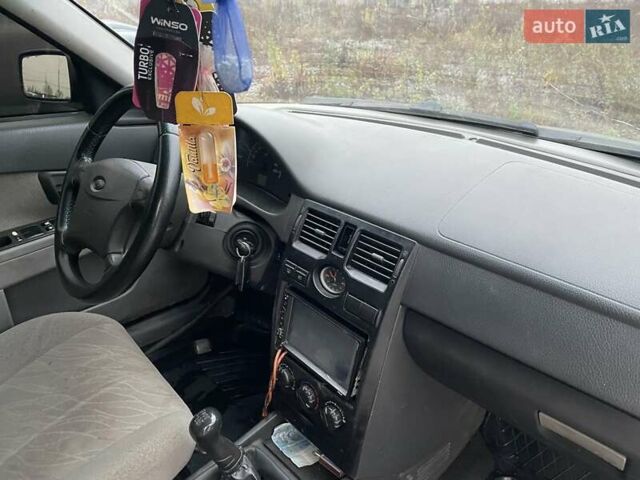 Сірий ВАЗ 2170 Priora, об'ємом двигуна 1.6 л та пробігом 149 тис. км за 2700 $, фото 6 на Automoto.ua