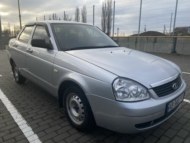 Сірий ВАЗ 2170 Priora, об'ємом двигуна 1.6 л та пробігом 155 тис. км за 3500 $, фото 1 на Automoto.ua
