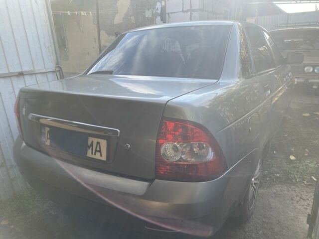 Серый ВАЗ 2170 Priora, объемом двигателя 1.6 л и пробегом 188 тыс. км за 2500 $, фото 4 на Automoto.ua