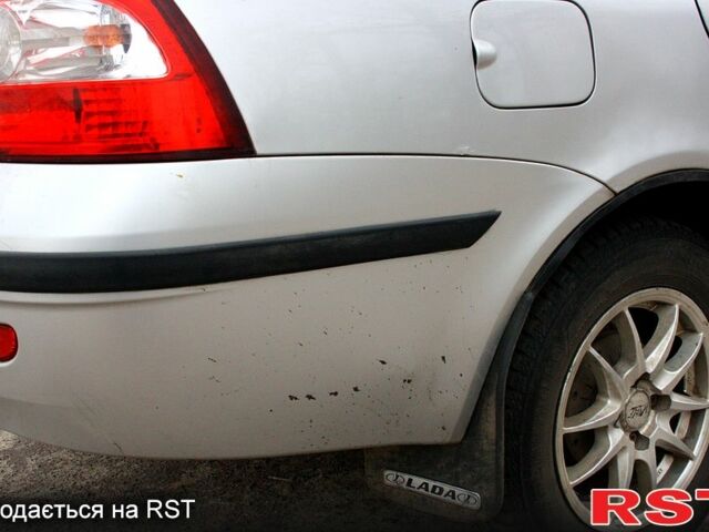 Сірий ВАЗ 2170 Priora, об'ємом двигуна 1.6 л та пробігом 168 тис. км за 2100 $, фото 3 на Automoto.ua