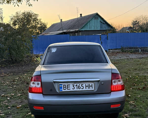 ВАЗ 2170 Priora 2008 в Первомайск на Automoto.ua Серый ВАЗ 2170 Priora, объемом двигателя 1.6 л и пробегом 172 тыс. км за 2850 $, фото 7 на Automoto.ua