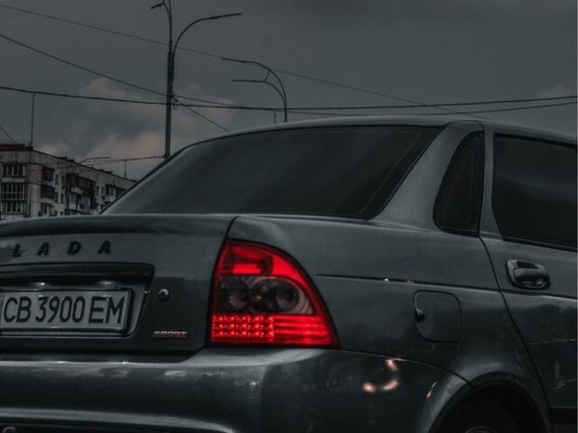Серый ВАЗ 2170 Priora, объемом двигателя 1.6 л и пробегом 240 тыс. км за 3700 $, фото 4 на Automoto.ua