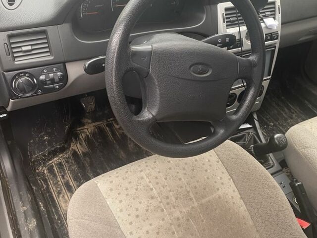 Сірий ВАЗ 2170 Priora, об'ємом двигуна 1.6 л та пробігом 150 тис. км за 3200 $, фото 1 на Automoto.ua