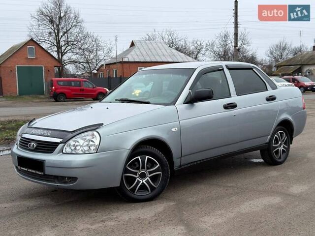 Сірий ВАЗ 2170 Priora, об'ємом двигуна 0 л та пробігом 229 тис. км за 2590 $, фото 1 на Automoto.ua